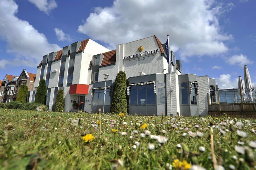 Hotel De Blaauwe Leeuw Terneuzen Exterior foto